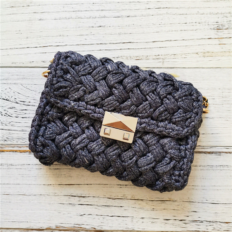 Bolso de punto con fragancia pequeña hecho a mano con forma de cruz y tejido de crochet