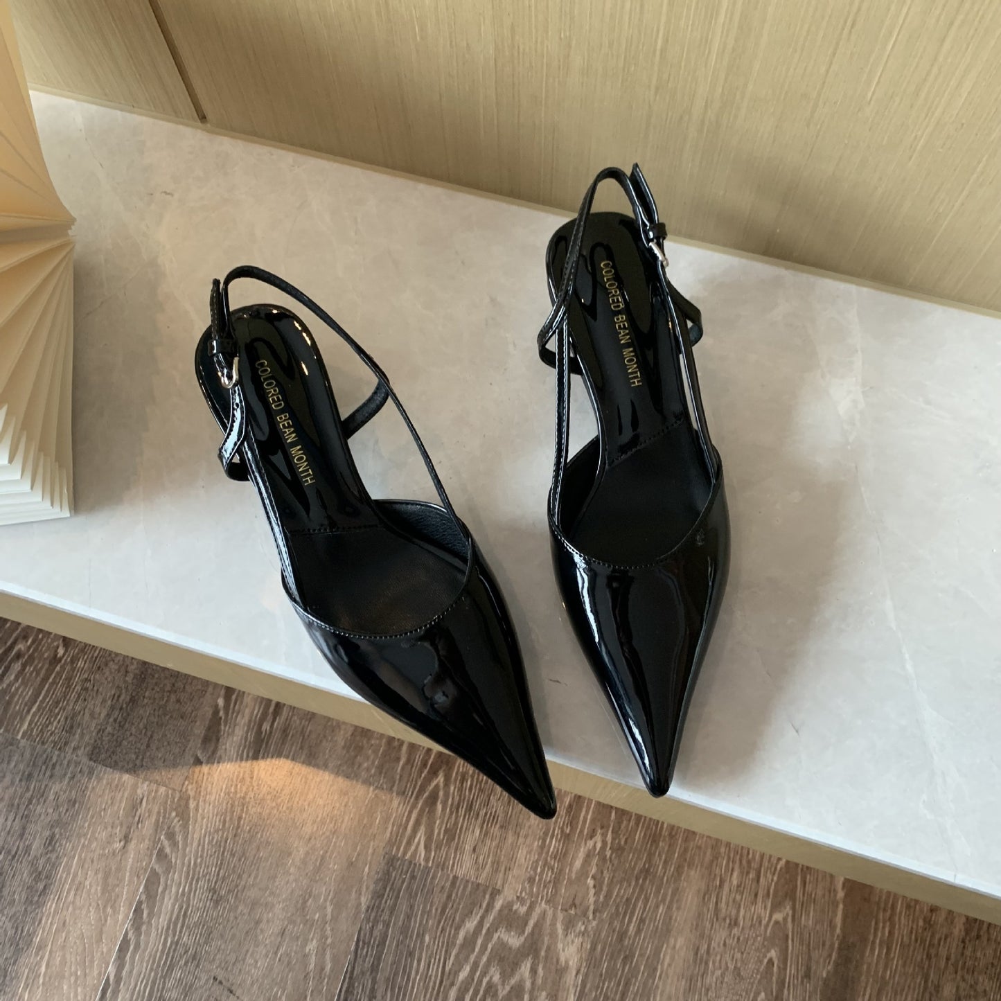 Geschlossene Zehensandalen für Damen mit Stilettoabsatz und spitzer Spitze, niedrige Schuhe