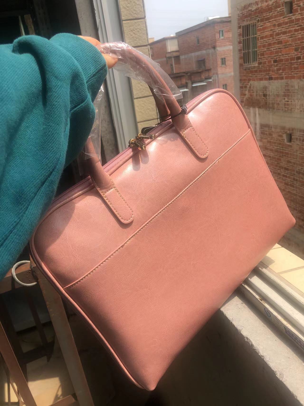 14 Bolso de cuero para computadora Maletín de cuero de vaca de moda