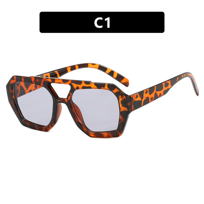 Gafas de sol con montura grande y diseño de leopardo para vacaciones en la playa