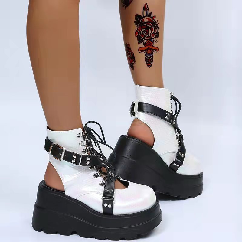 Botas de estilo gótico punk callejero de talla grande en tonos mate