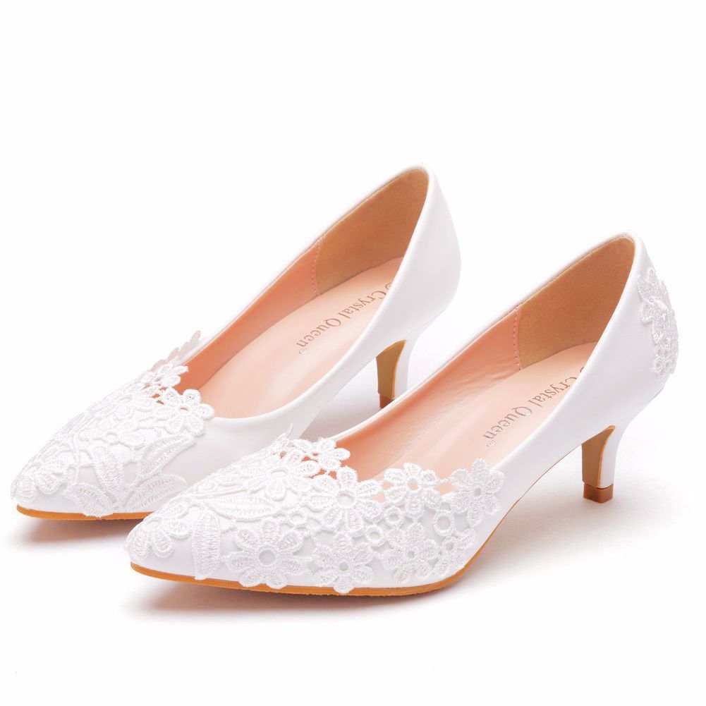 Zapatos de boda elegantes y sencillos con encaje y flores, color blanco, tacón alto de 5 cm