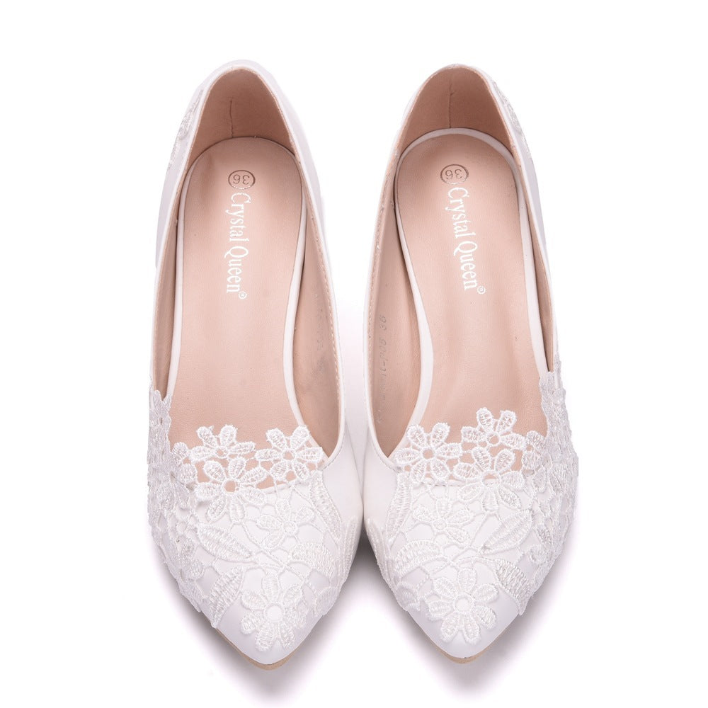 Zapatos de boda elegantes y sencillos con encaje y flores, color blanco, tacón alto de 5 cm