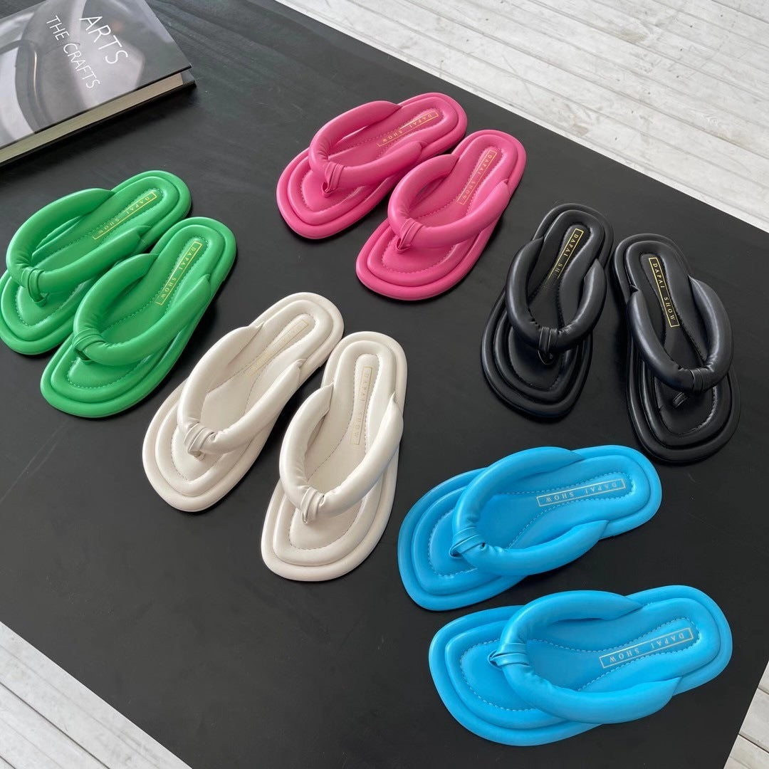 Weiche Flip-Flops mit flacher Sohle für Damen