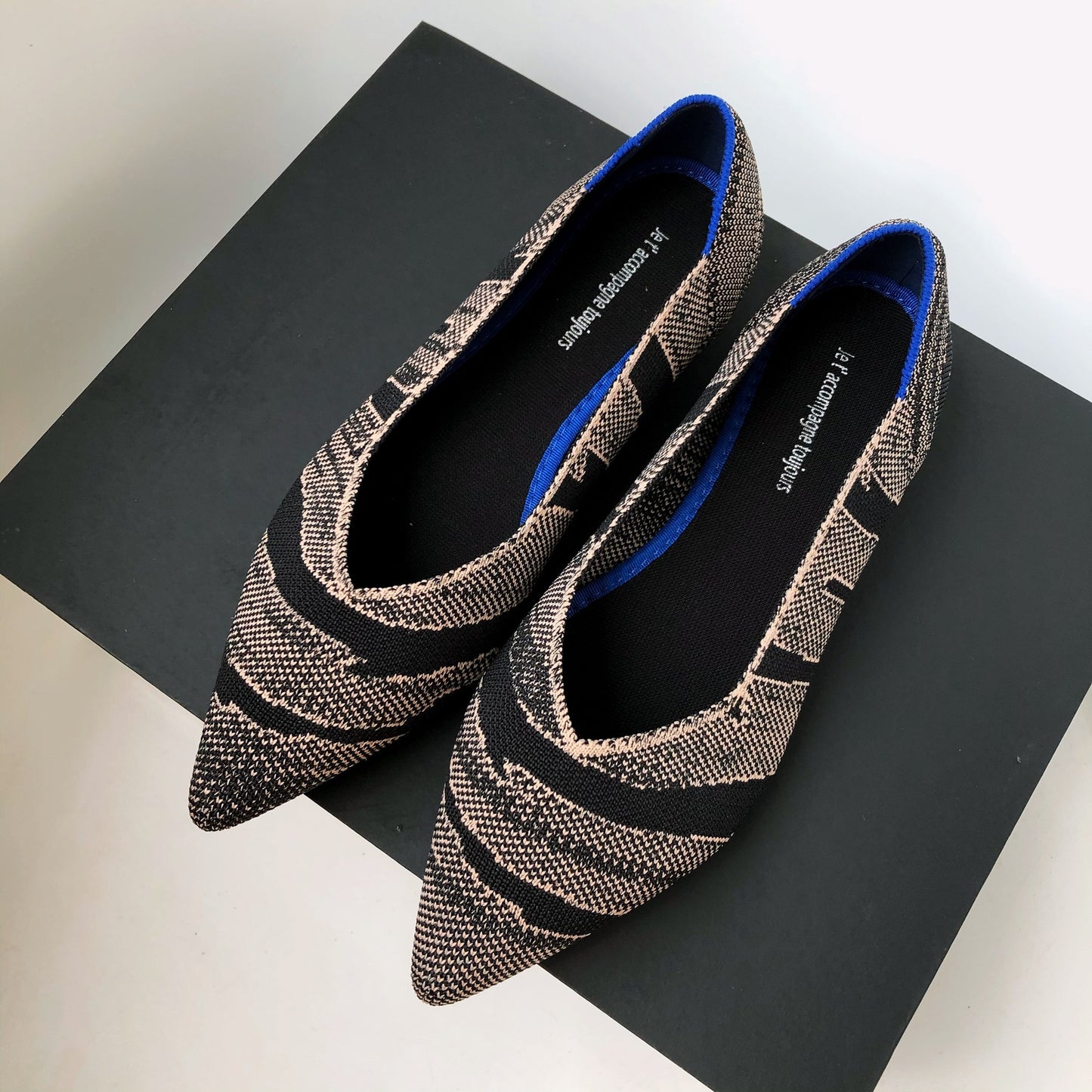 Women's Pointed Toe Casual Woven Flat Shoes