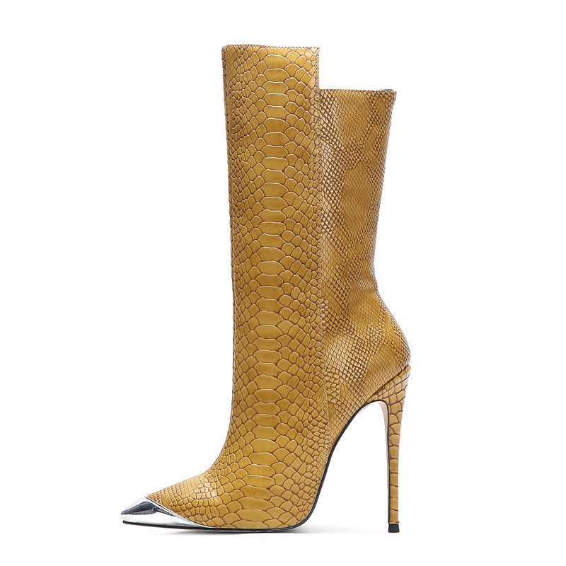 Plus Size Pointed Toe Snakeskin Heeled Ankle Boots