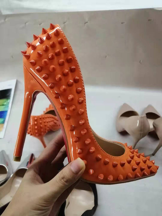 Modische High Heels mit spitzer Spitze und Nieten für Damen